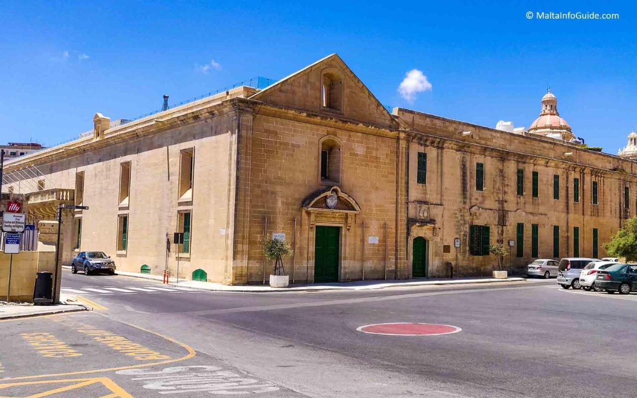 Cozy Corner House In Valletta - Authentic! Экстерьер фото