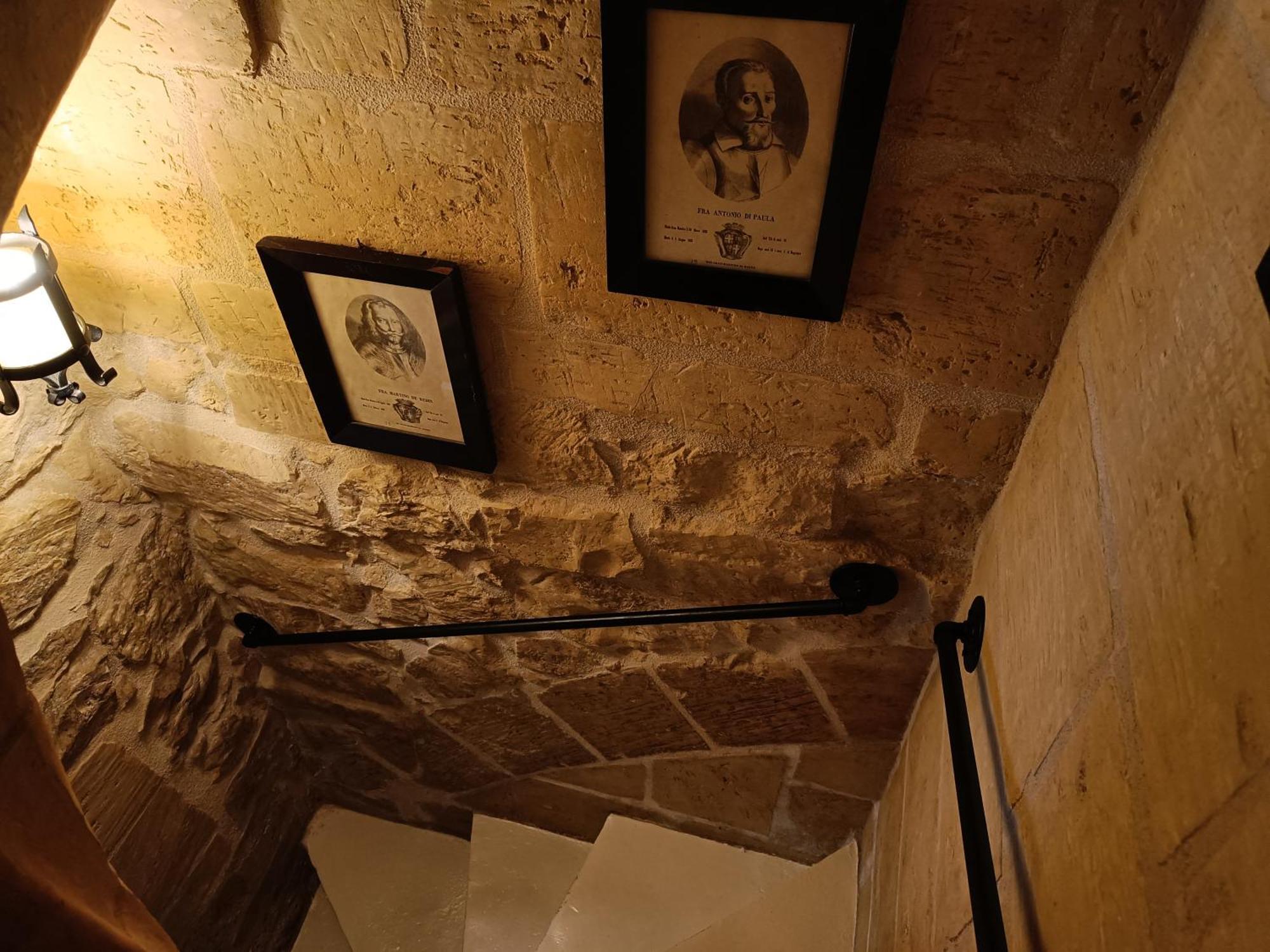 Cozy Corner House In Valletta - Authentic! Экстерьер фото